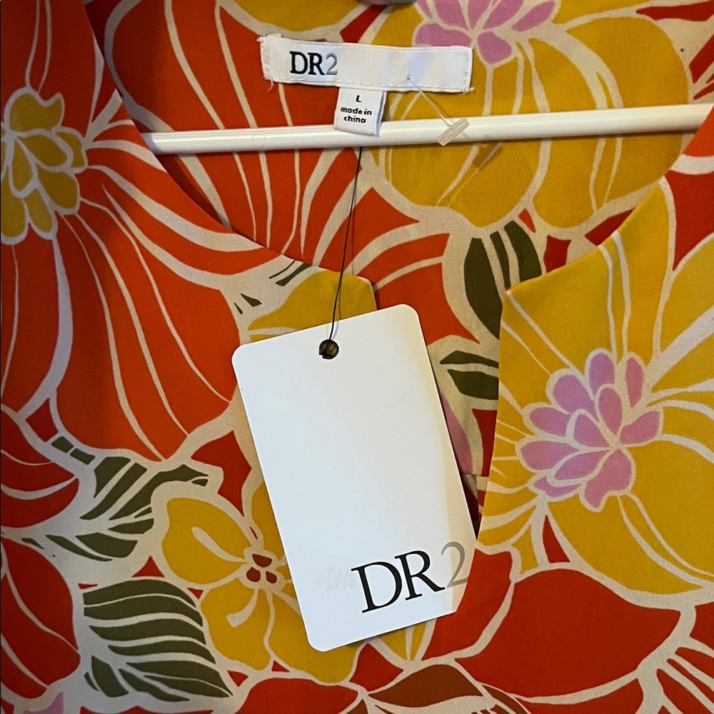 DR2 Bold Floral V-Neck Blouse in Red, Yellow & Pink - Picture 3 of 3